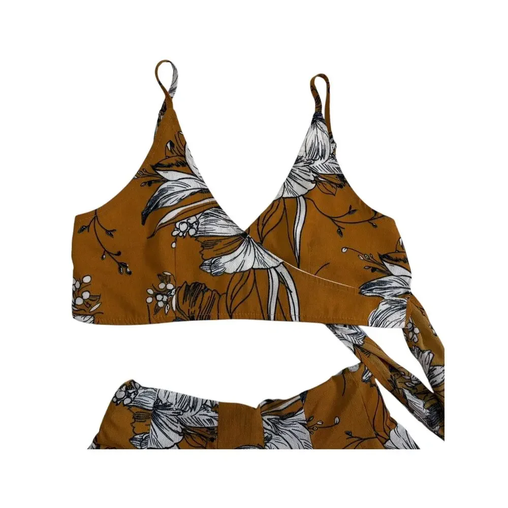 Yellow Floral Two-Piece Matching summer set Wrap Crop Top & Pleated Shorts Small